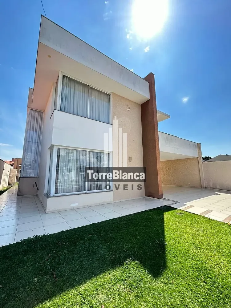 Sobrado, 3 quartos, 373 m² - Foto 1