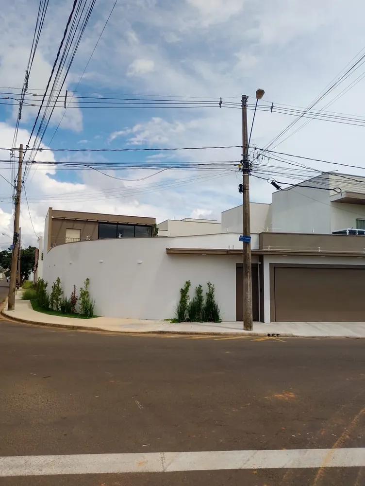 Casa, 3 quartos, 223 m² - Foto 3