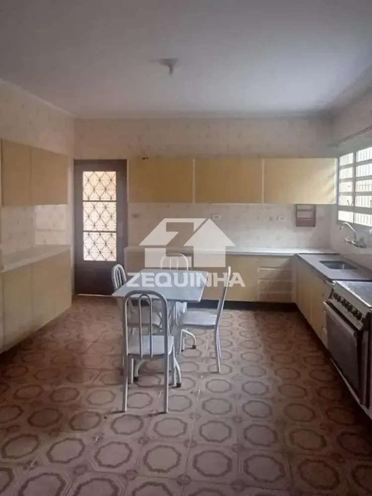 Casa, 3 quartos, 237 m² - Foto 4