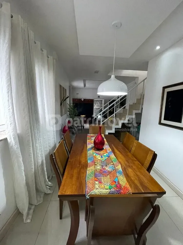 Casa, 3 quartos, 260 m² - Foto 1