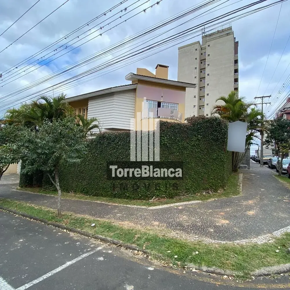 Sobrado, 4 quartos, 421 m² - Foto 1