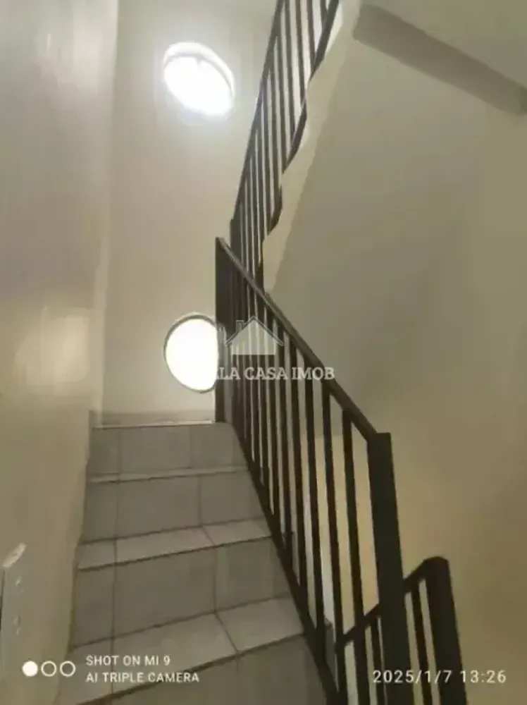 Casa, 3 quartos, 218 m² - Foto 3