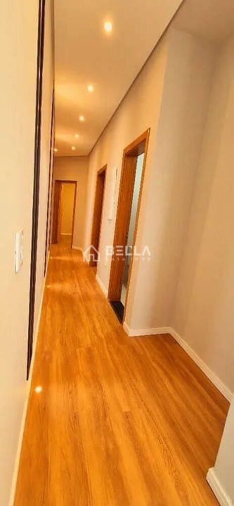 Casa à venda com 3 quartos, 105m² - Foto 4