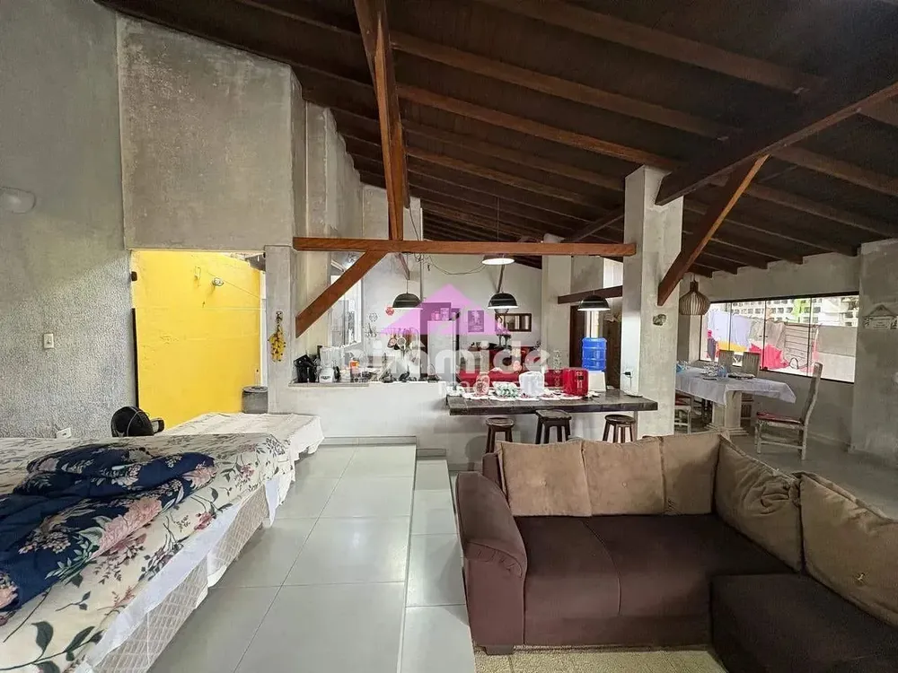 Casa, 4 quartos, 300 m² - Foto 2