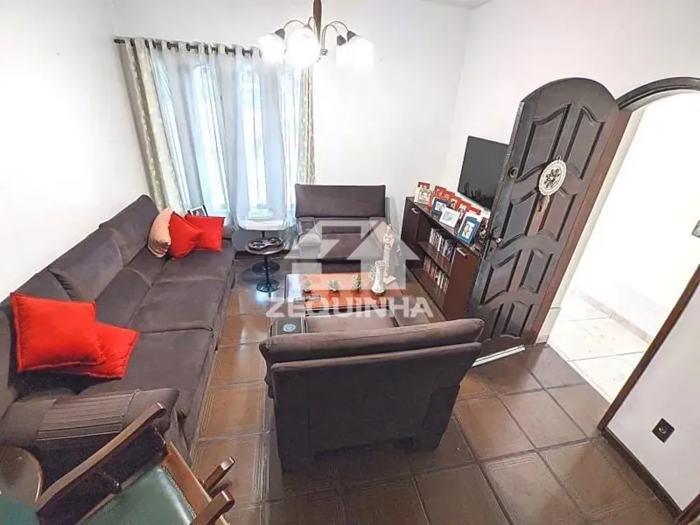 Casa, 3 quartos, 190 m² - Foto 2