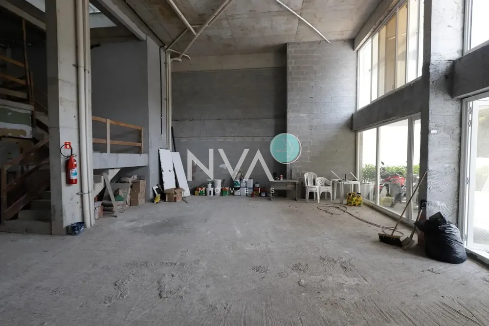 Prédio Inteiro, 1733 m² - Foto 1