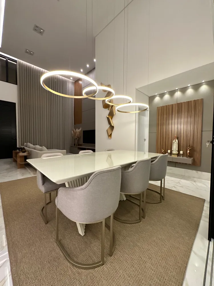 Casa, 3 quartos, 250 m² - Foto 1