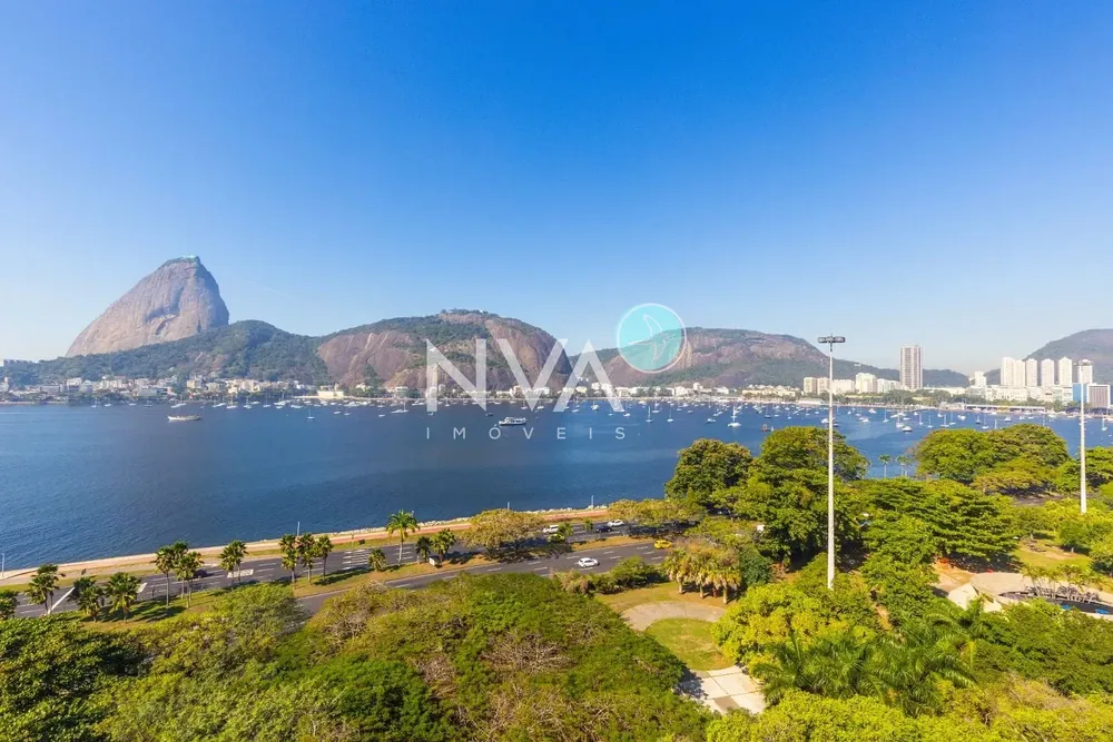 Apartamento, 3 quartos, 240 m² - Foto 1