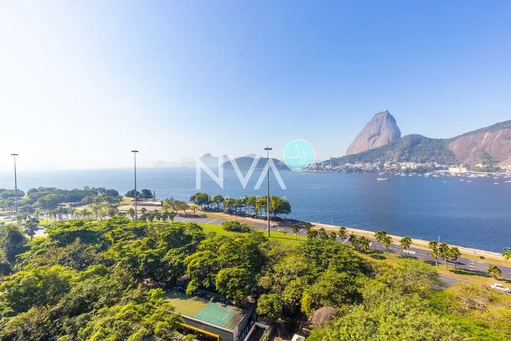 Apartamento, 3 quartos, 240 m² - Foto 2
