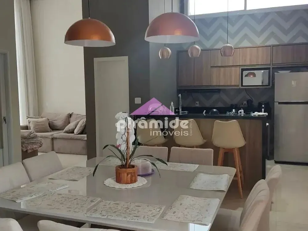 Casa, 3 quartos, 178 m² - Foto 1