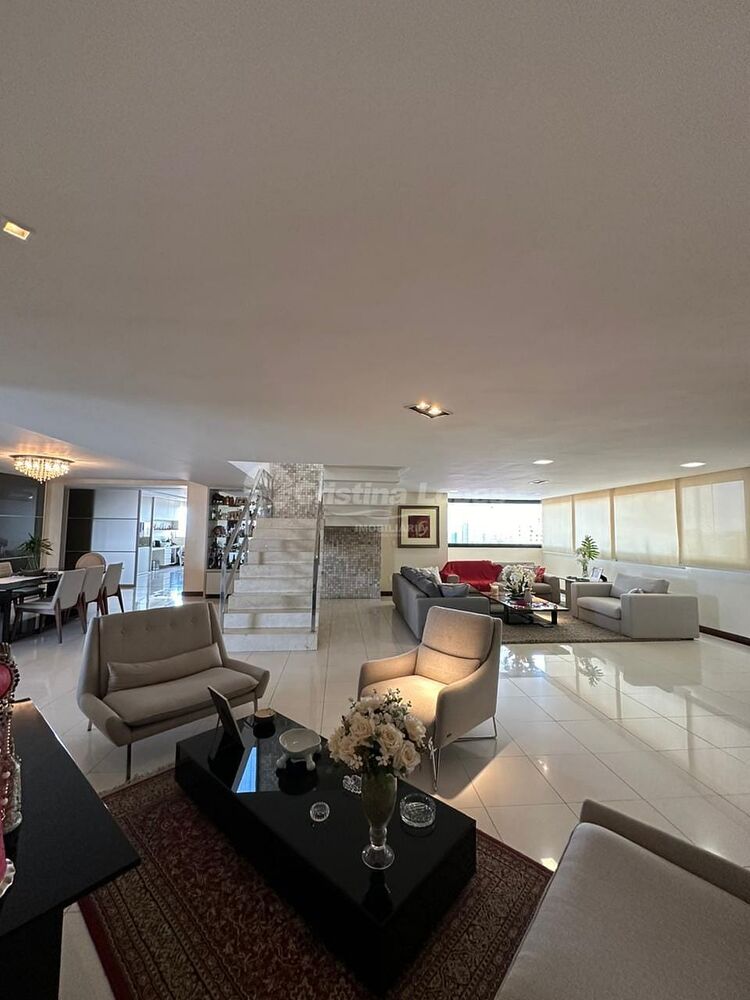 Cobertura à venda com 5 quartos, 800m² - Foto 2
