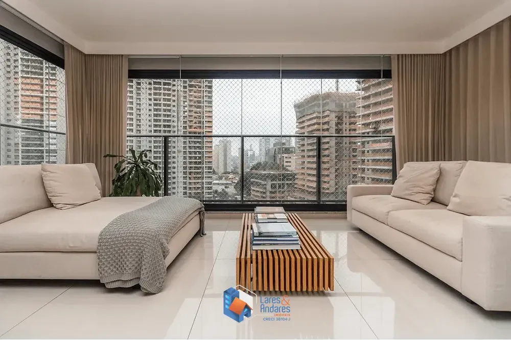 Apartamento, 3 quartos, 145 m² - Foto 1
