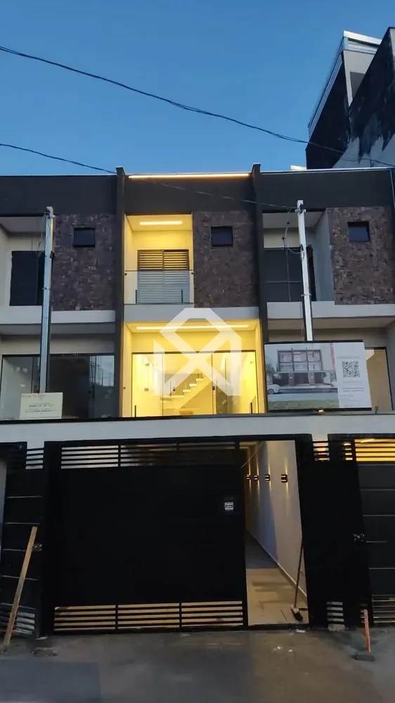Sobrado, 3 quartos, 168 m² - Foto 1