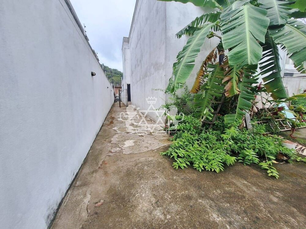 Casa à venda com 2 quartos, 174m² - Foto 7