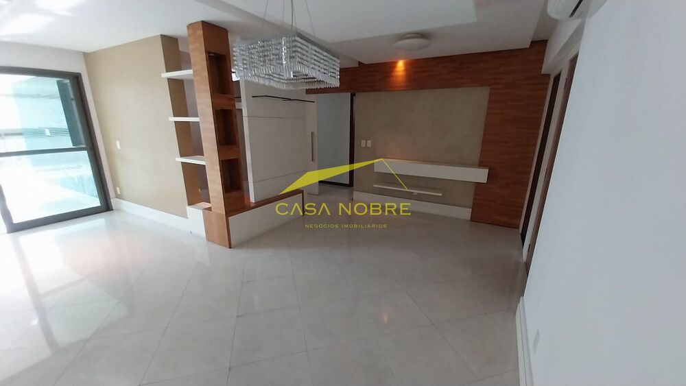 Apartamento à venda com 4 quartos, 140m² - Foto 1