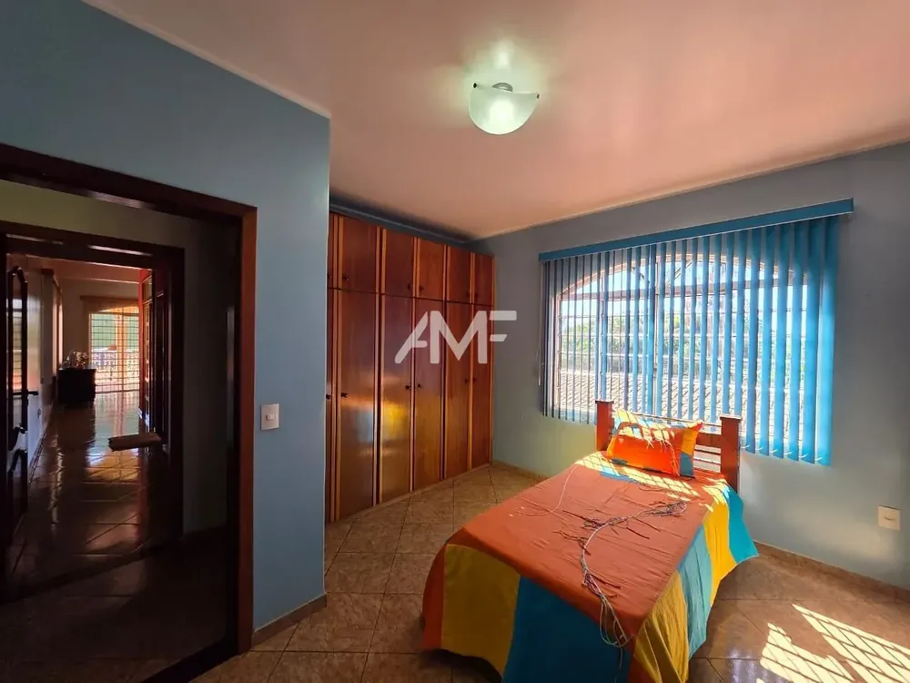 Sobrado, 5 quartos, 380 m² - Foto 2