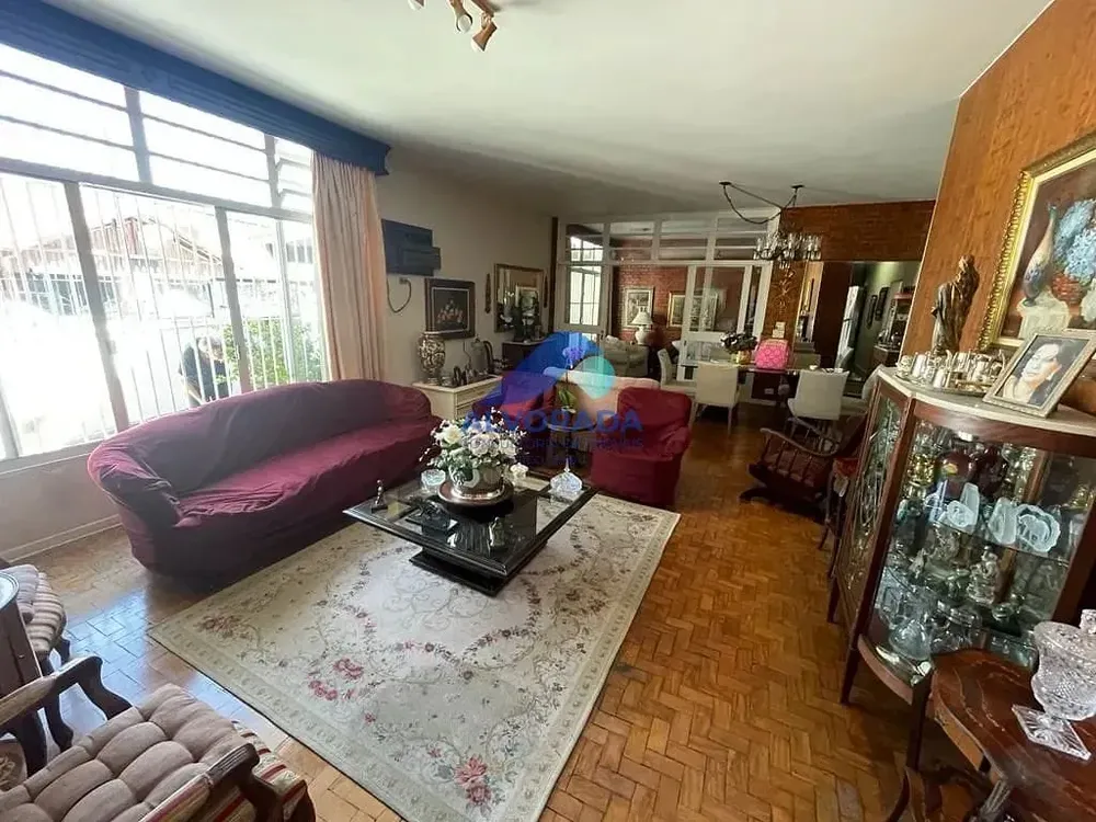 Casa, 4 quartos, 244 m² - Foto 1