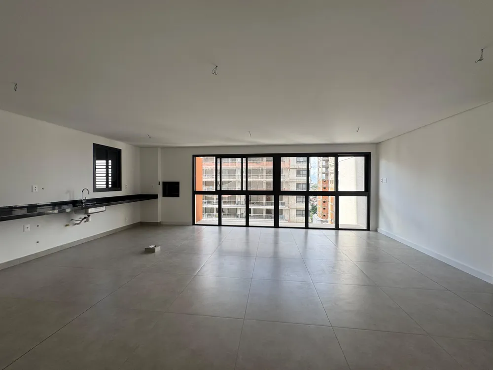 Apartamento, 3 quartos, 142 m² - Foto 1