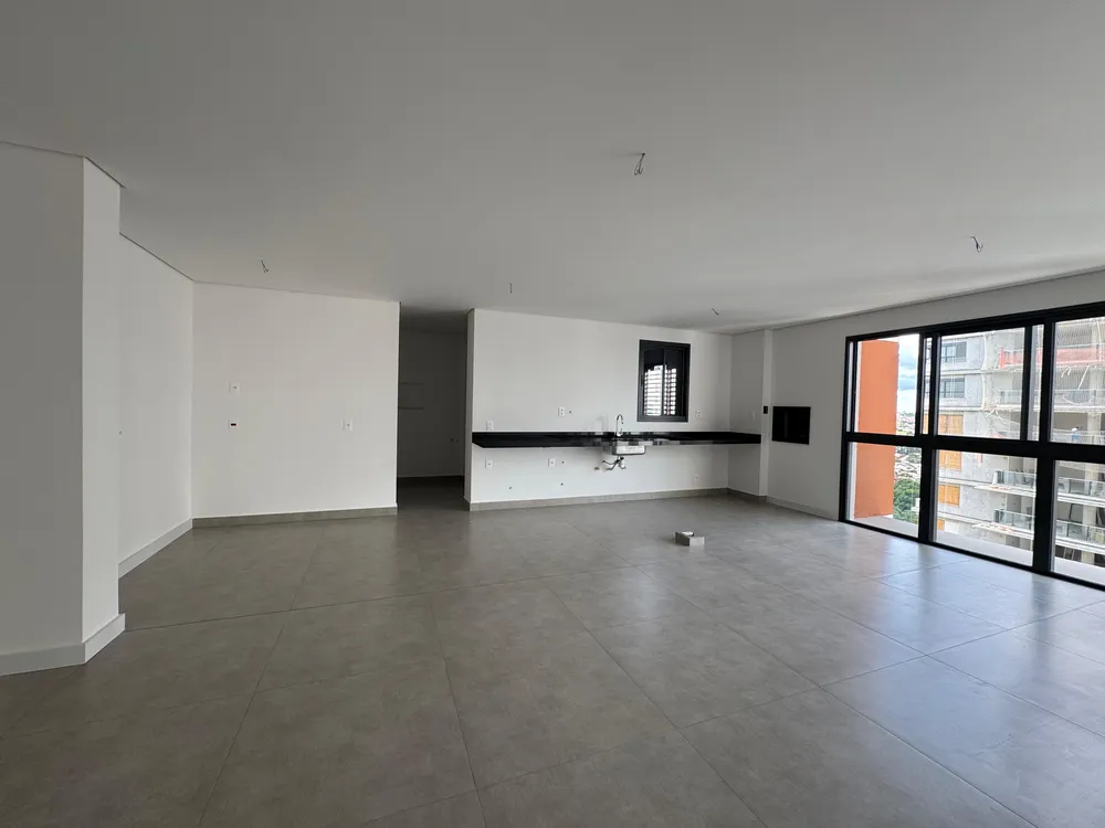 Apartamento, 3 quartos, 142 m² - Foto 2