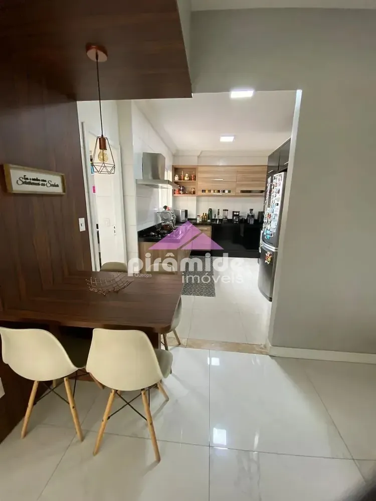 Apartamento, 3 quartos, 156 m² - Foto 2