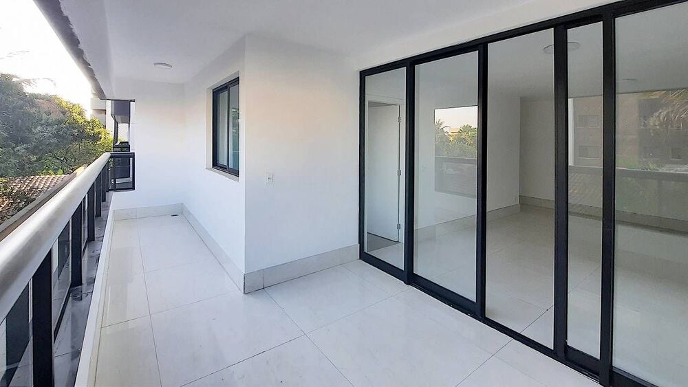 Apartamento para alugar com 4 quartos, 120m² - Foto 1