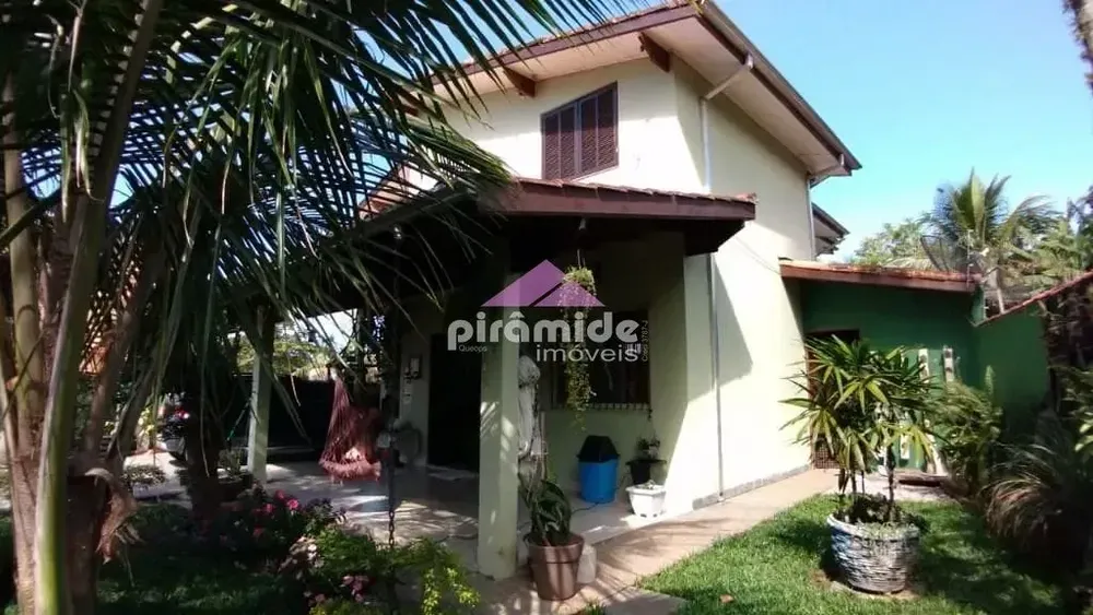 Casa, 5 quartos, 180 m² - Foto 2