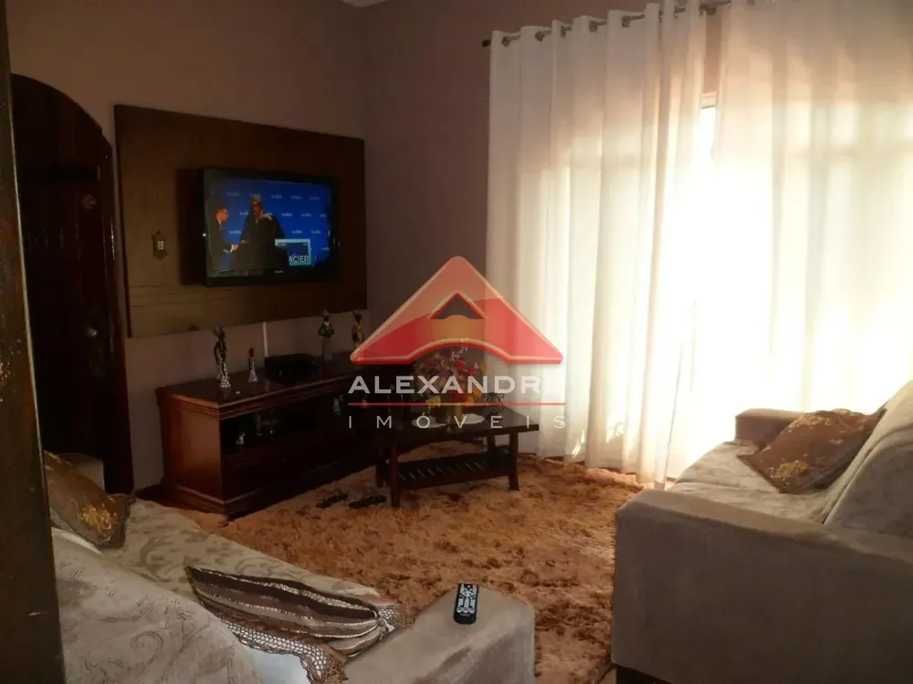 Casa, 3 quartos, 280 m² - Foto 2