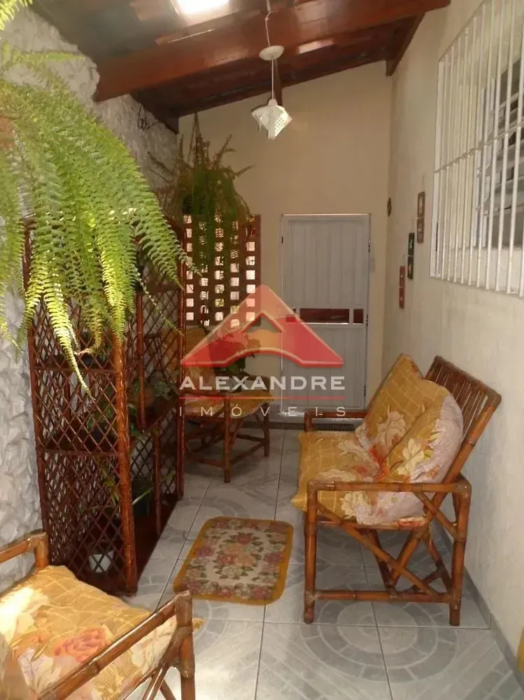 Casa, 3 quartos, 280 m² - Foto 1