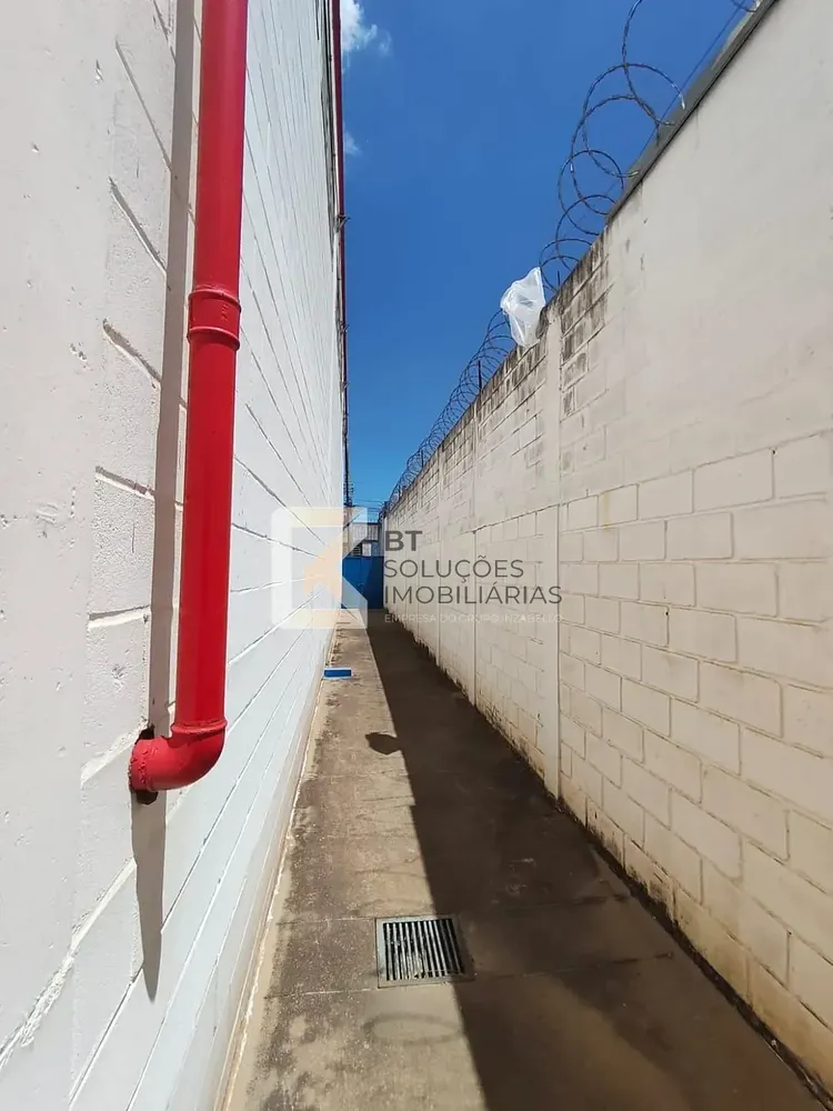 Depósito-Galpão, 2559 m² - Foto 1