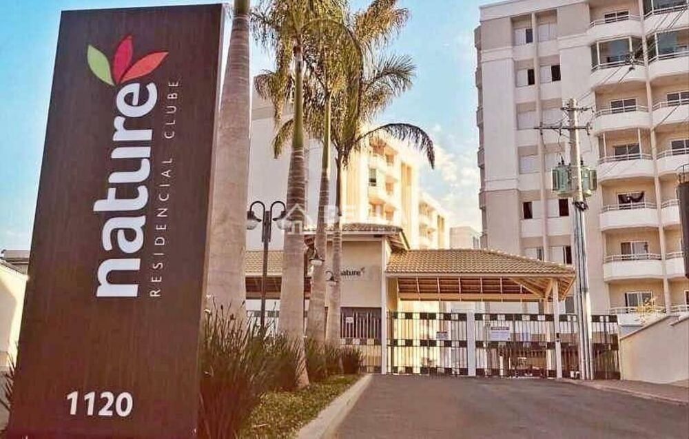 Apartamento à venda com 3 quartos, 80m² - Foto 3