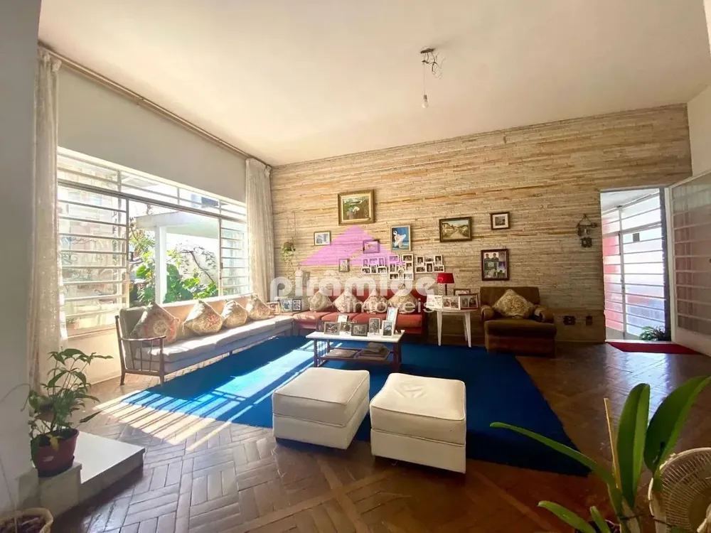 Casa, 4 quartos, 275 m² - Foto 1