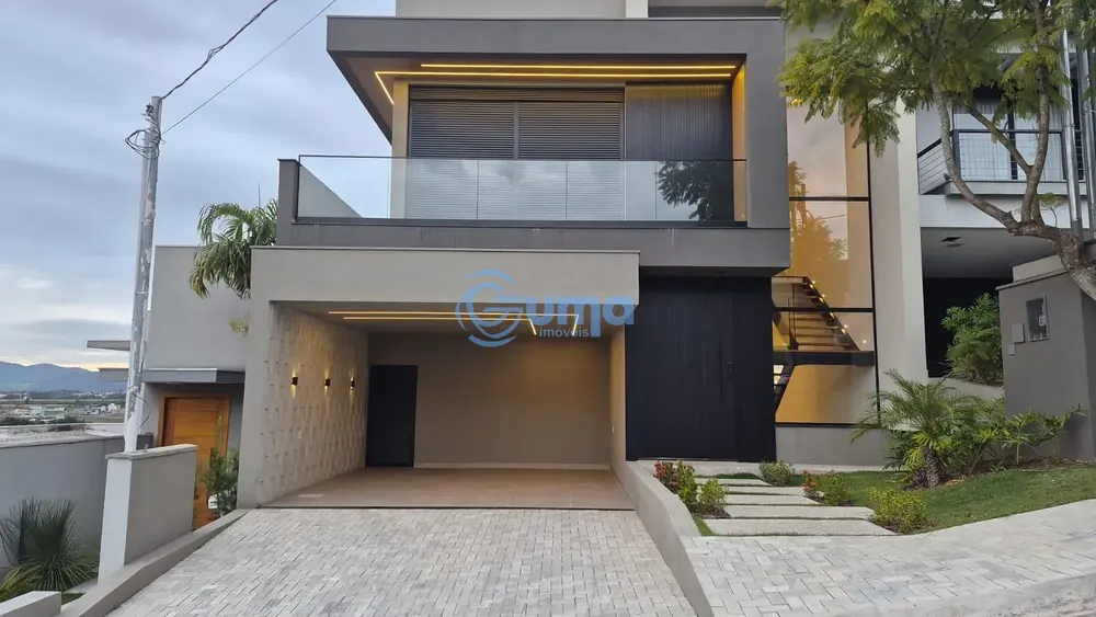 Casa, 3 quartos, 243 m² - Foto 2