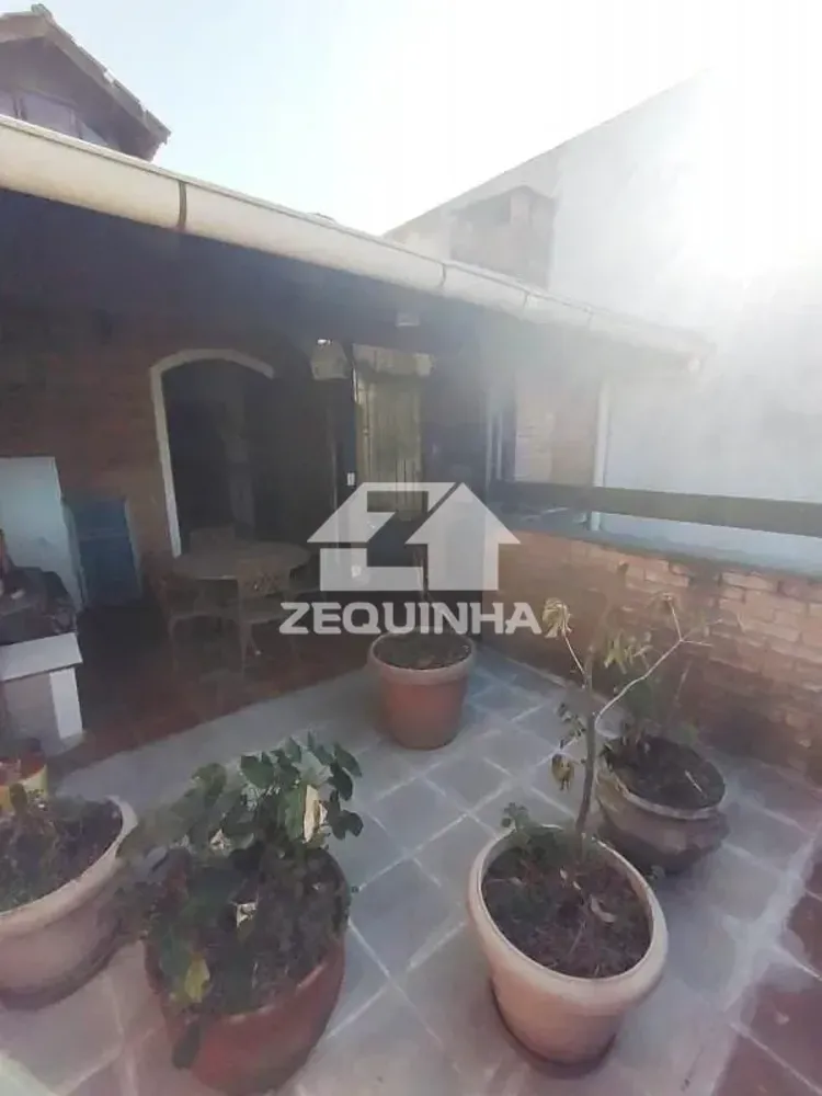 Casa, 4 quartos, 242 m² - Foto 5
