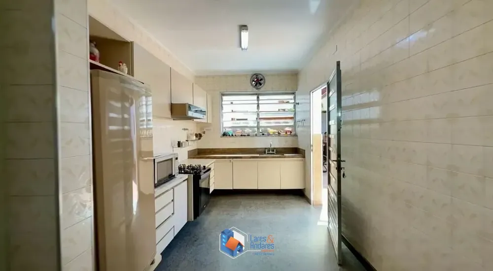 Casa, 3 quartos, 260 m² - Foto 1