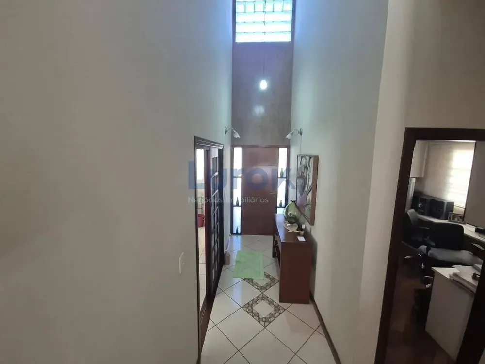 Casa, 3 quartos, 200 m² - Foto 3