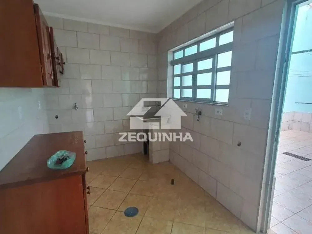 Casa, 3 quartos, 245 m² - Foto 5
