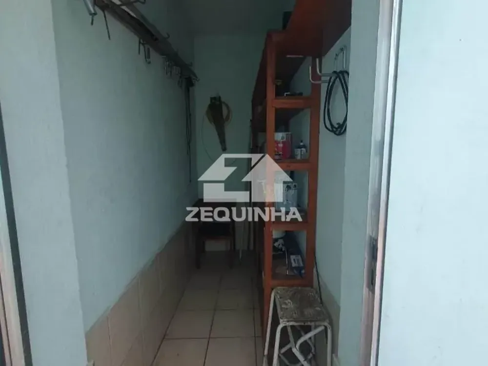 Casa, 3 quartos, 245 m² - Foto 8