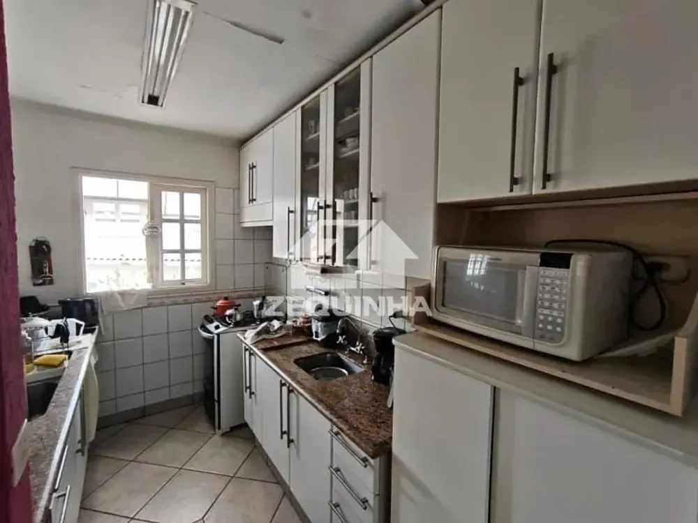 Casa, 4 quartos, 209 m² - Foto 3