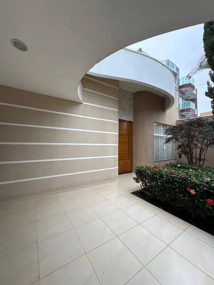 Casa, 3 quartos, 204 m² - Foto 1