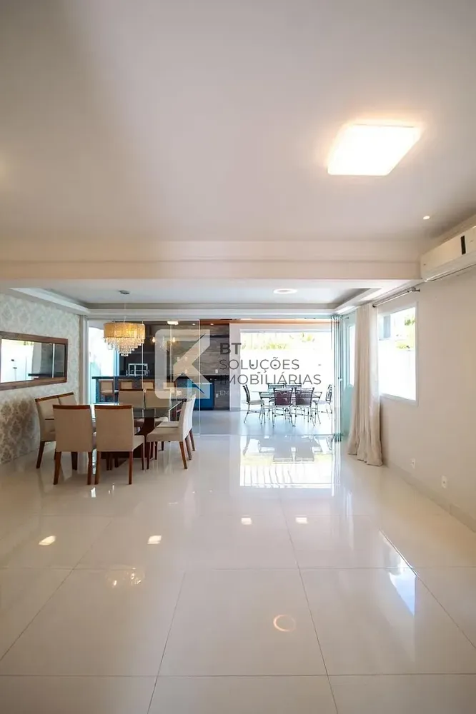 Casa, 3 quartos, 180 m² - Foto 1