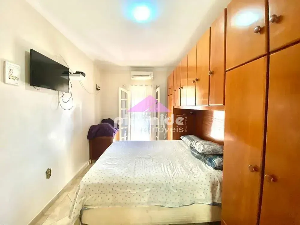 Casa, 4 quartos, 230 m² - Foto 6
