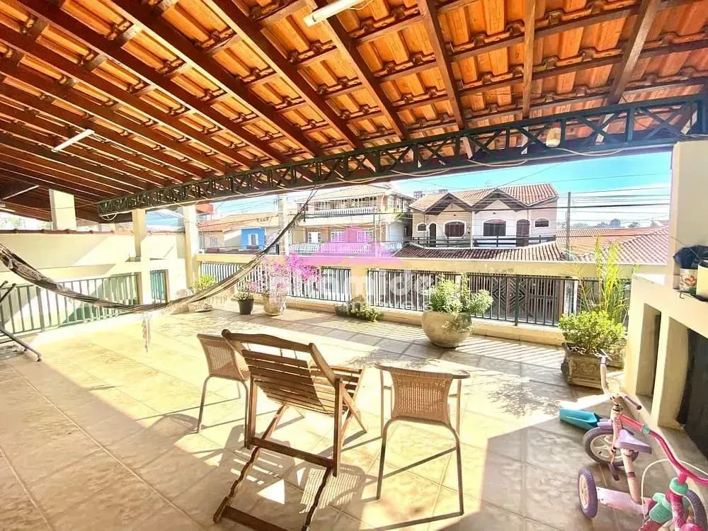 Casa, 4 quartos, 230 m² - Foto 3