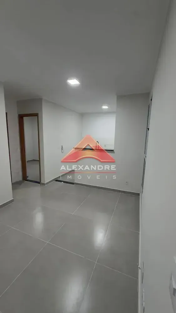 Apartamento, 2 quartos, 40 m² - Foto 2