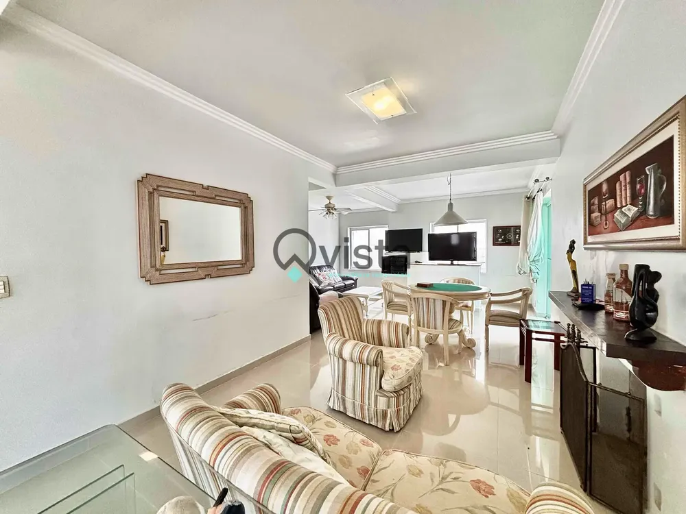 Casa, 4 quartos, 258 m² - Foto 3