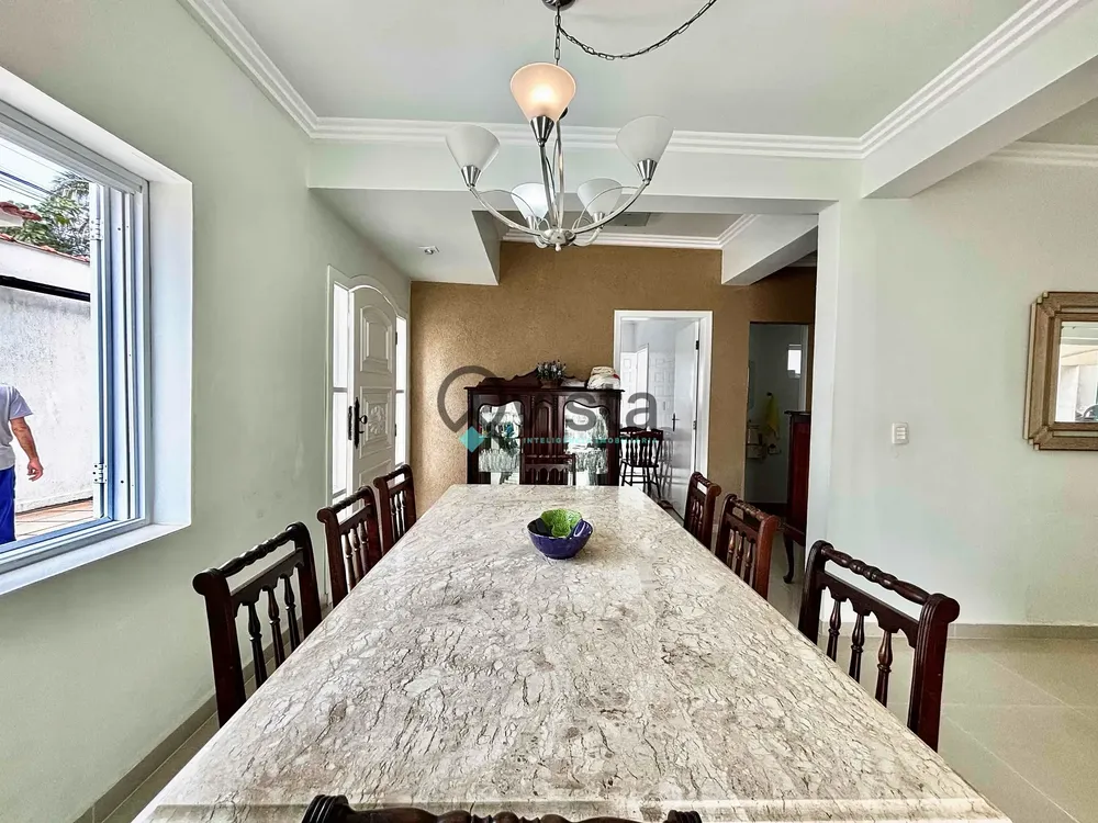 Casa, 4 quartos, 258 m² - Foto 4