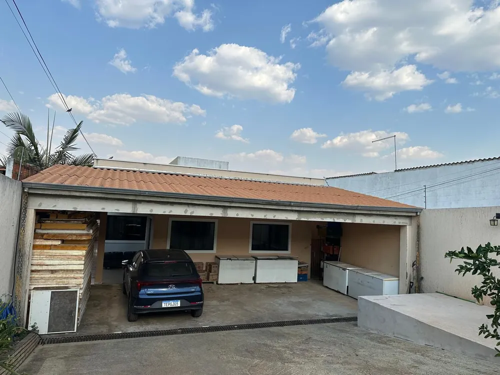Casa, 4 quartos, 300 m² - Foto 1