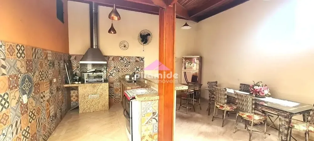 Casa, 4 quartos, 195 m² - Foto 5