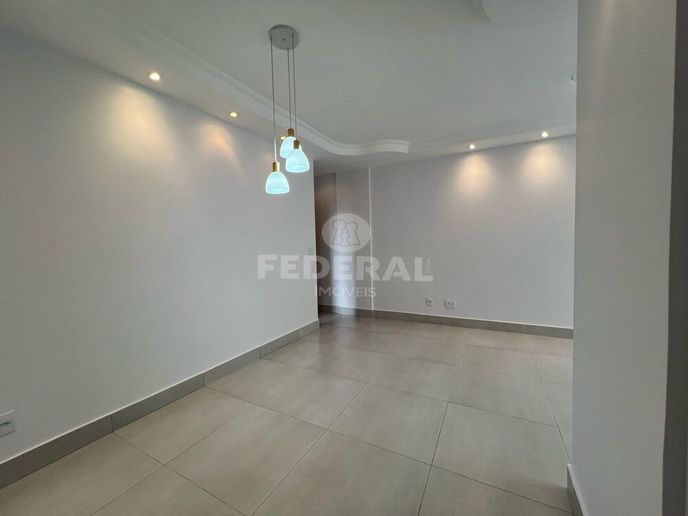 Apartamento para alugar com 3 quartos, 85m² - Foto 2