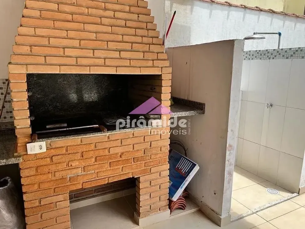 Casa, 5 quartos, 256 m² - Foto 4