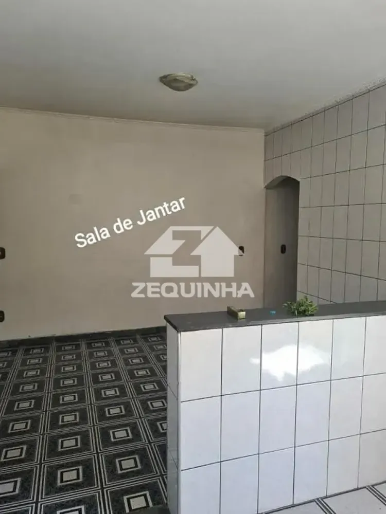 Casa, 3 quartos, 236 m² - Foto 3